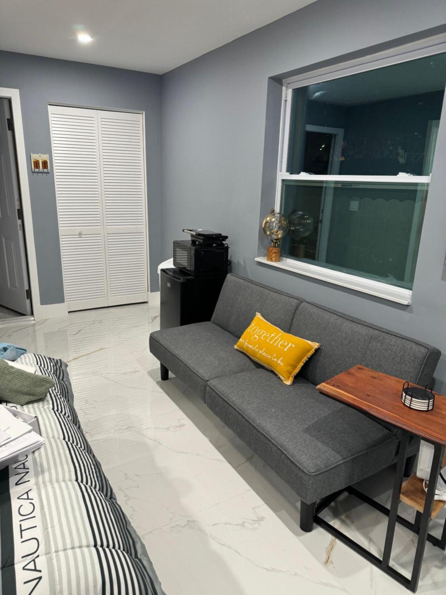 Modern Studio Near Wynwood Miami Luaran gambar